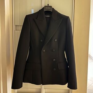 Double-breasted wool Dolce jacket with padded sides SIZE 40 ITALIAN